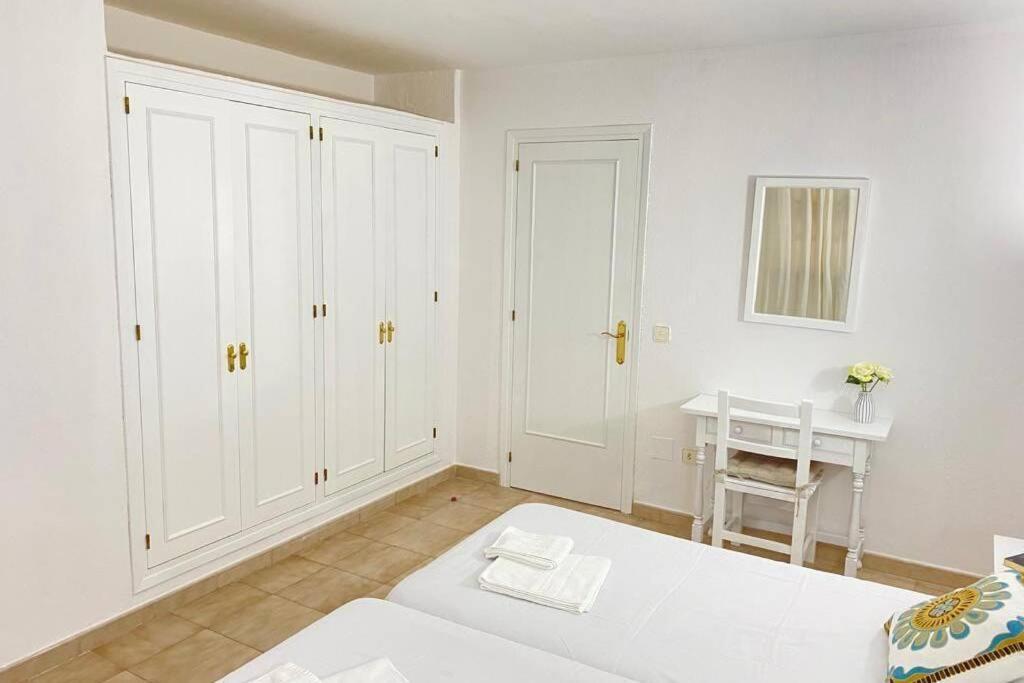 Apartmán Puertas Al Mar Cala'N Blanes  Exteriér fotografie